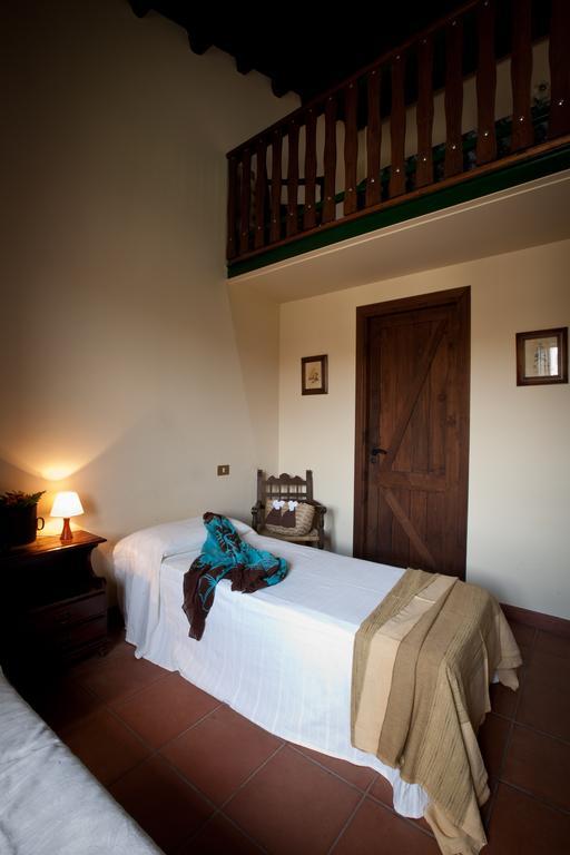 Il Vecchio Frantoio Villa Scillato  Стая снимка