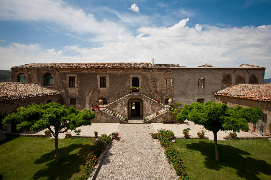 Il Vecchio Frantoio Villa Scillato  Екстериор снимка