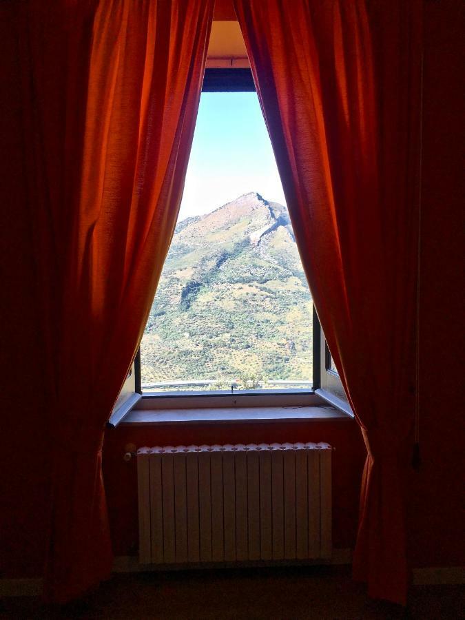Il Vecchio Frantoio Villa Scillato  Екстериор снимка